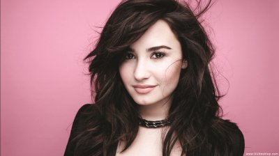Demi Lovato Girlfriend for 1366x768 hd pic download